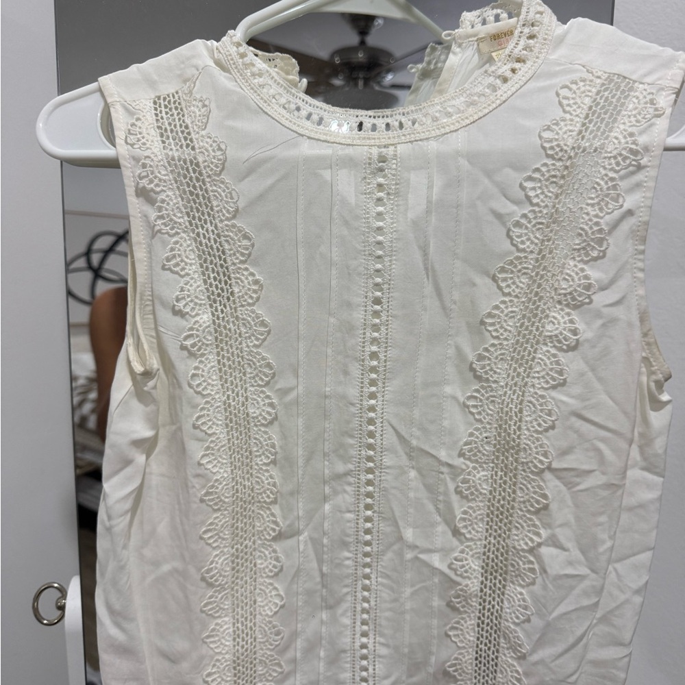 Forever 21 Girls White Lace Trim Top L
